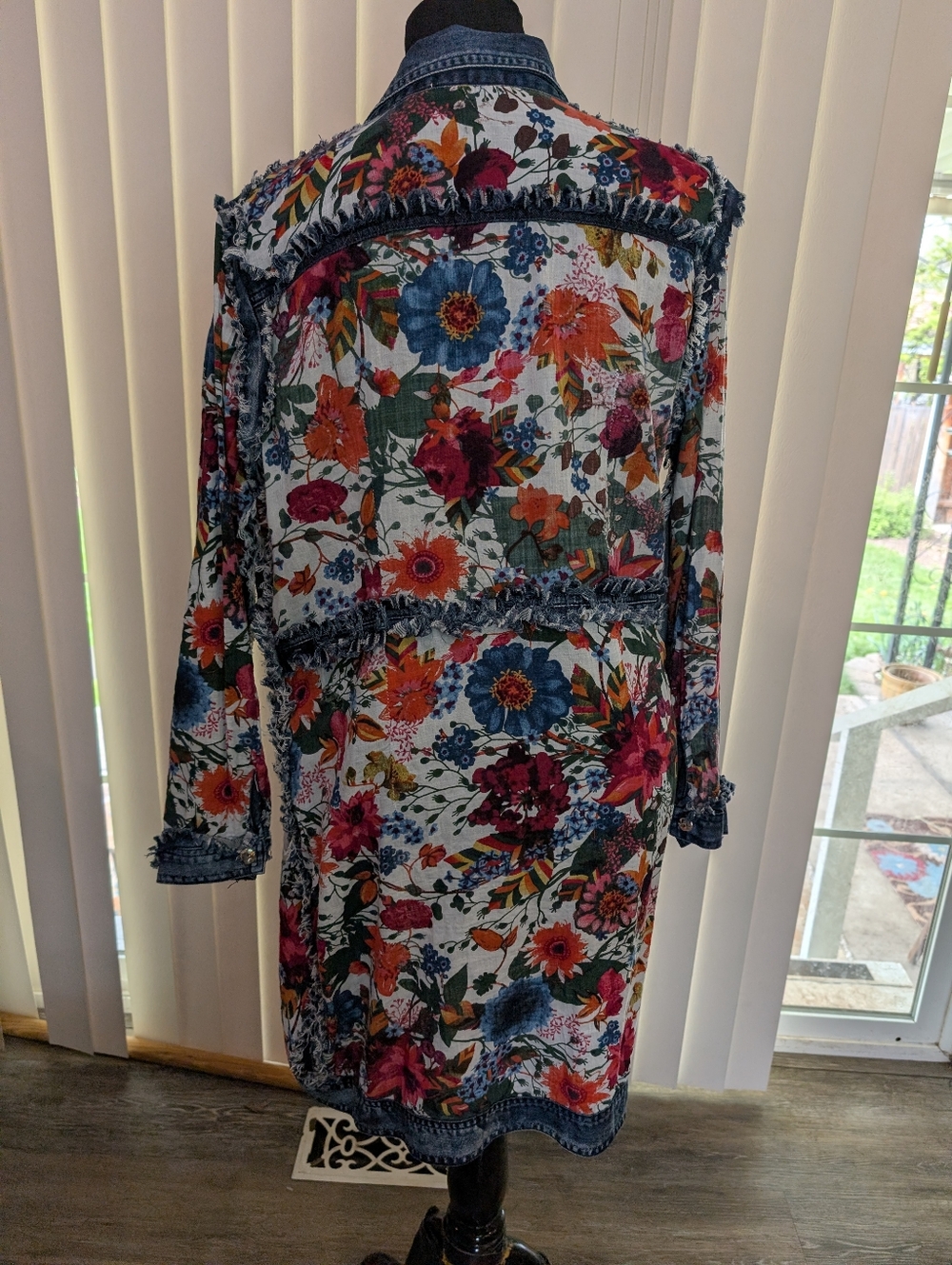 Adore Jacket Dress Floral Denim Raw Edge Design - Picture 5 of 6